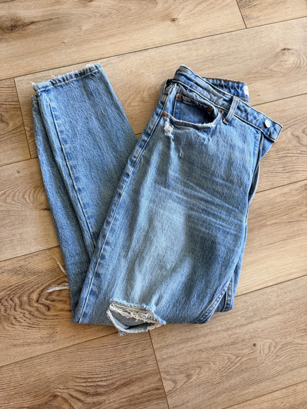Abercrombie & Fitch Ankle Curve Love The Skinny High Rise Jeans 28
